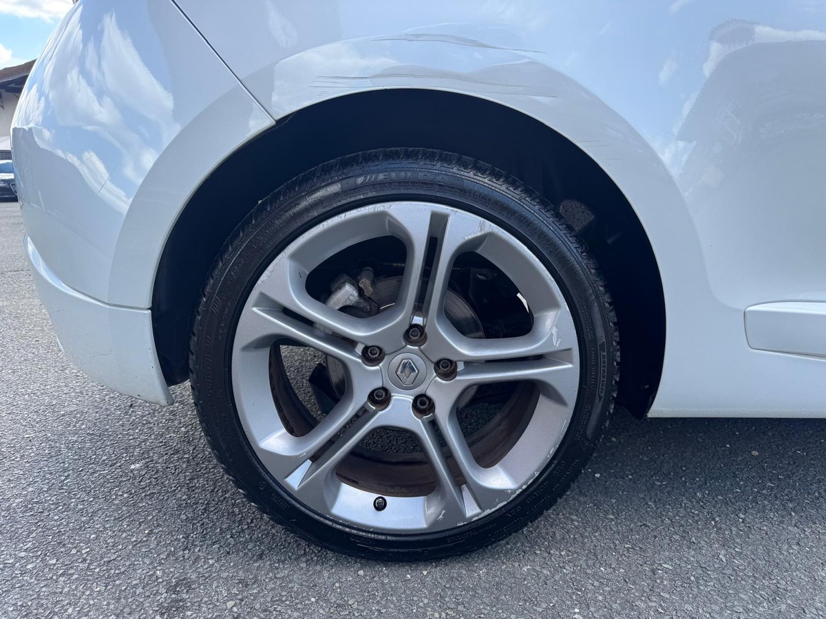 RENAULT Megane III Coupé 2.0 dCi 163 GT