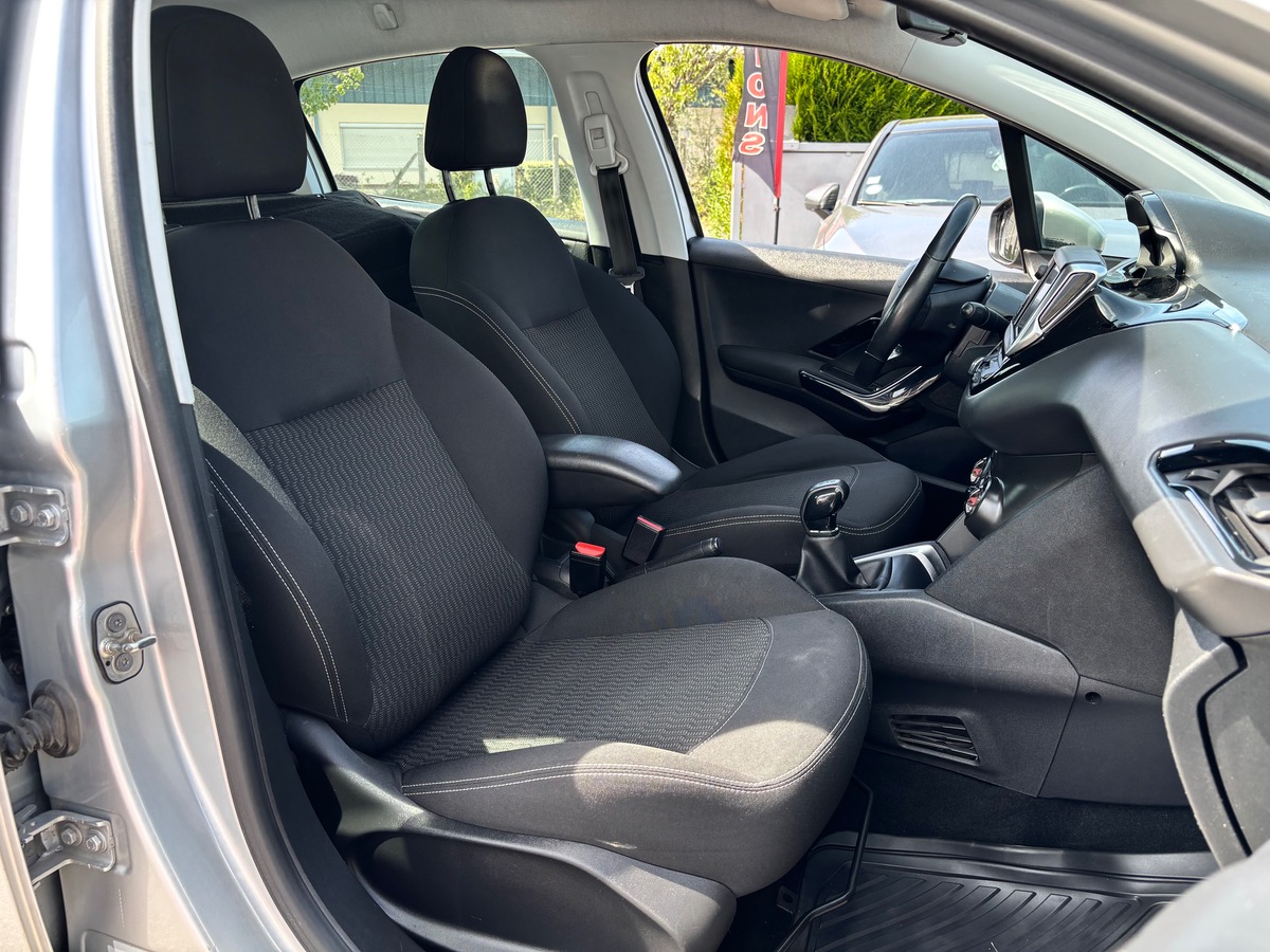 Peugeot 208 Société 1.6 hdi 75 BVM5