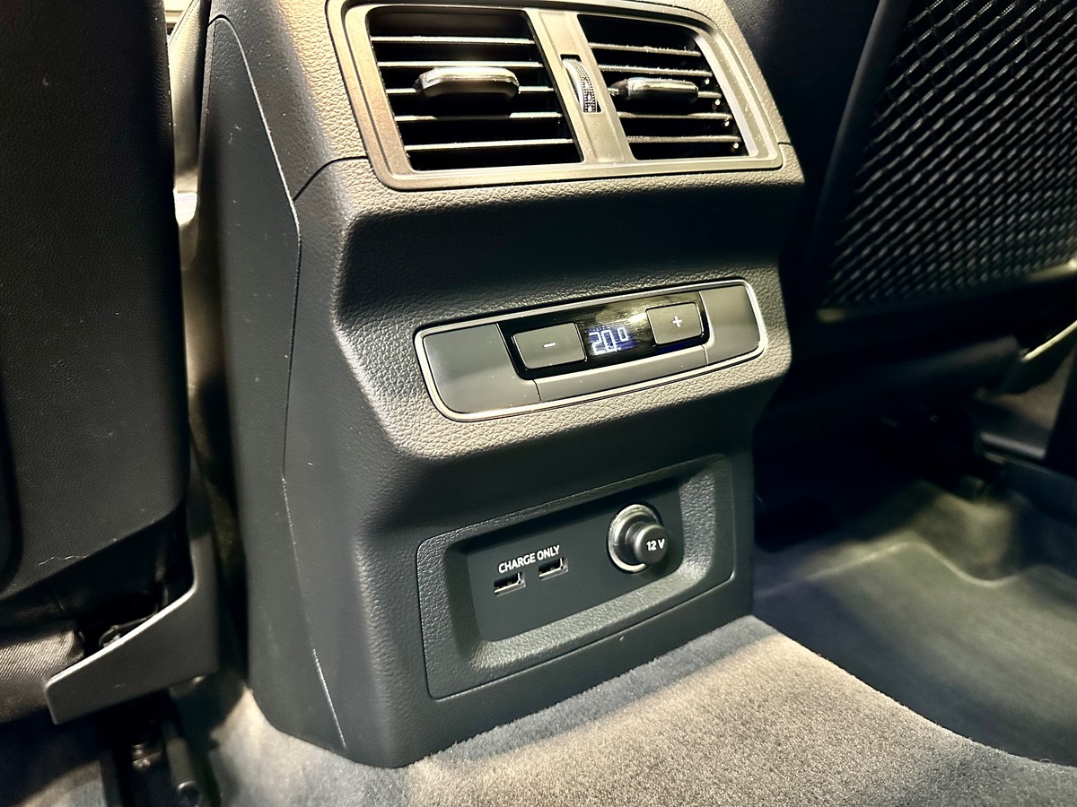 Audi Q5 II (2) 2.0 204 Quattro S Line Options++ n