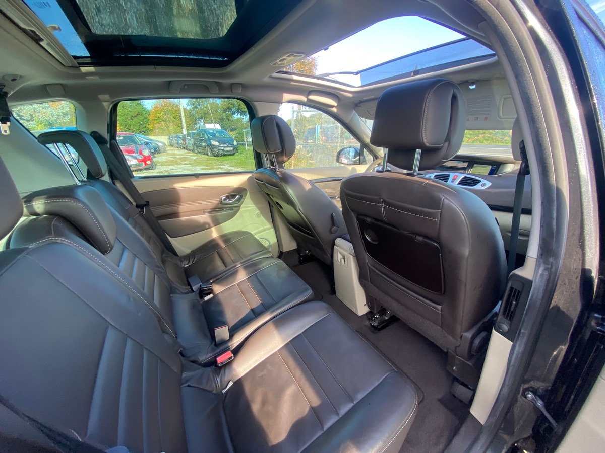 RENAULT Scenic III 1.9 dci 130cv 1ère main