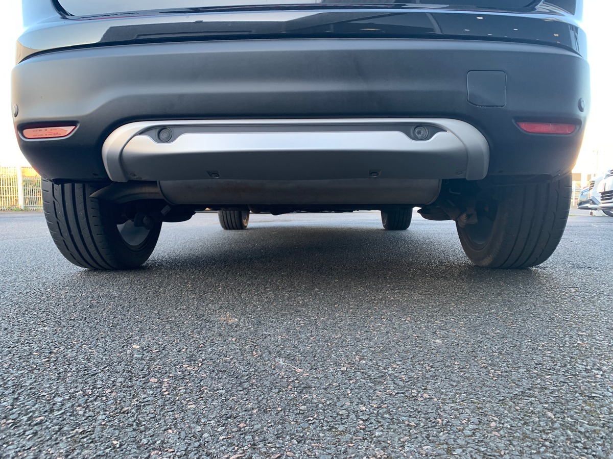 Nissan Qashqai 130 ch | Black edition | Caméra vue panoramique 360° | Toit panoramique | Jantes Alu