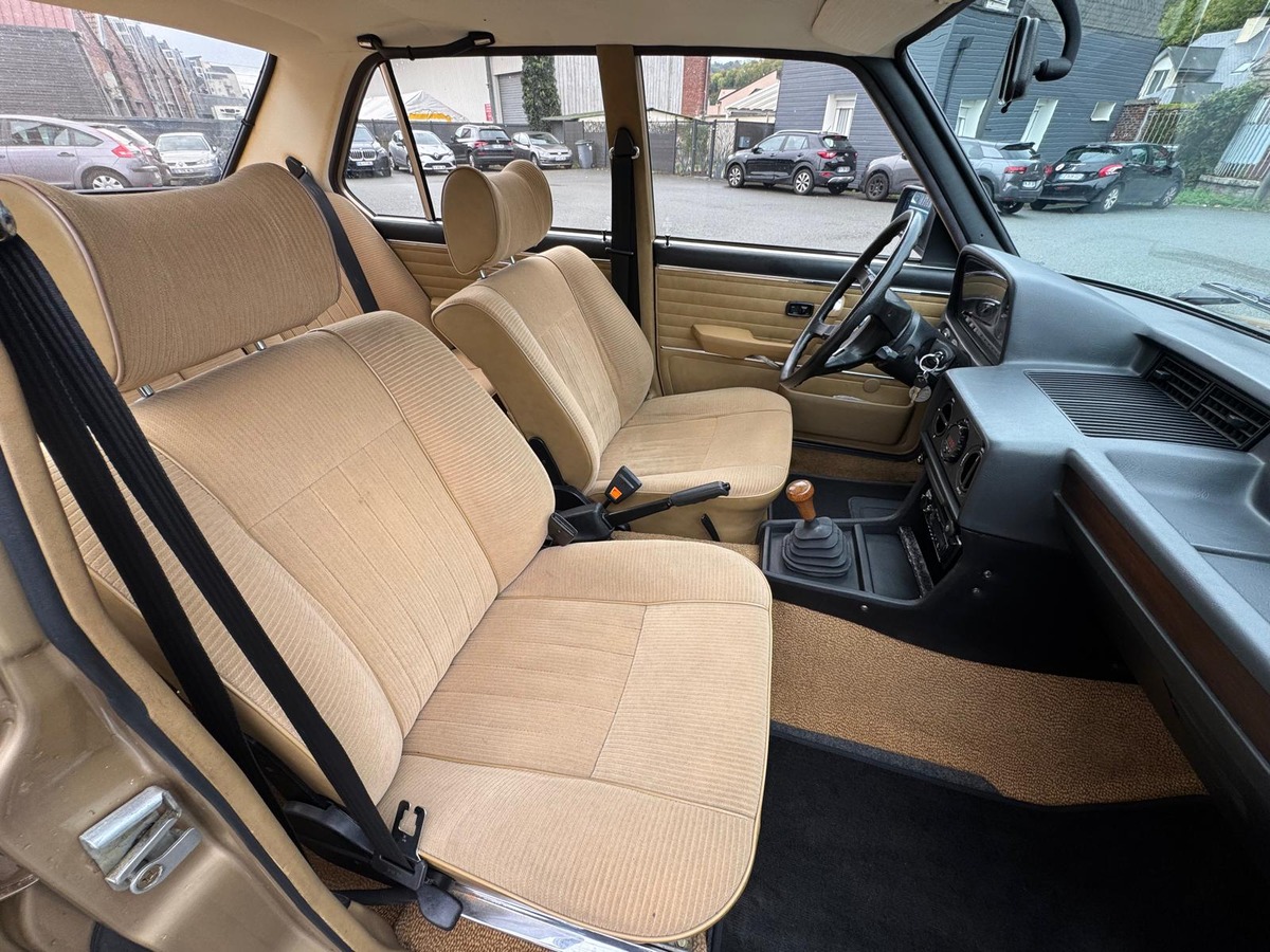 Bmw 525 E12 150CV Française - Boite manuelle