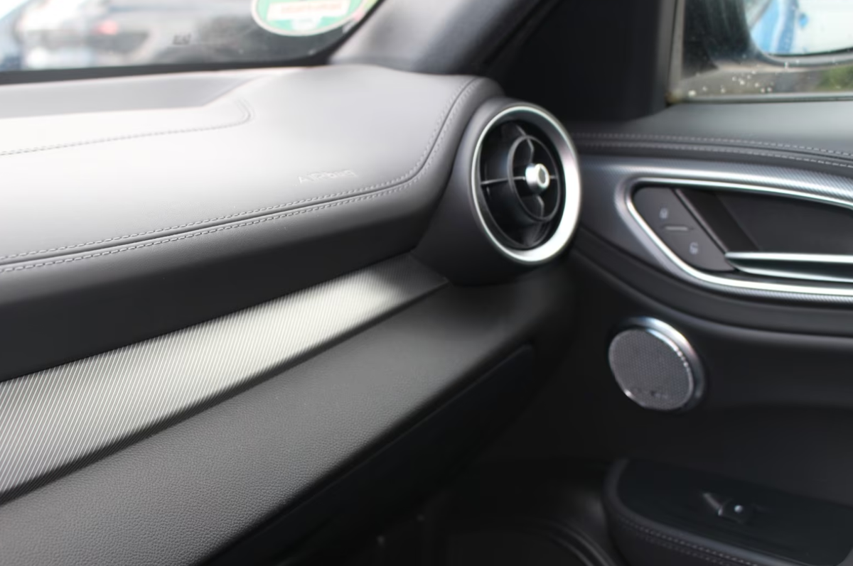 Alfa Romeo Giulia 2.0T 280ch Veloce Q4 AT8 Harman-Kardon Bleu Misano Métallisée