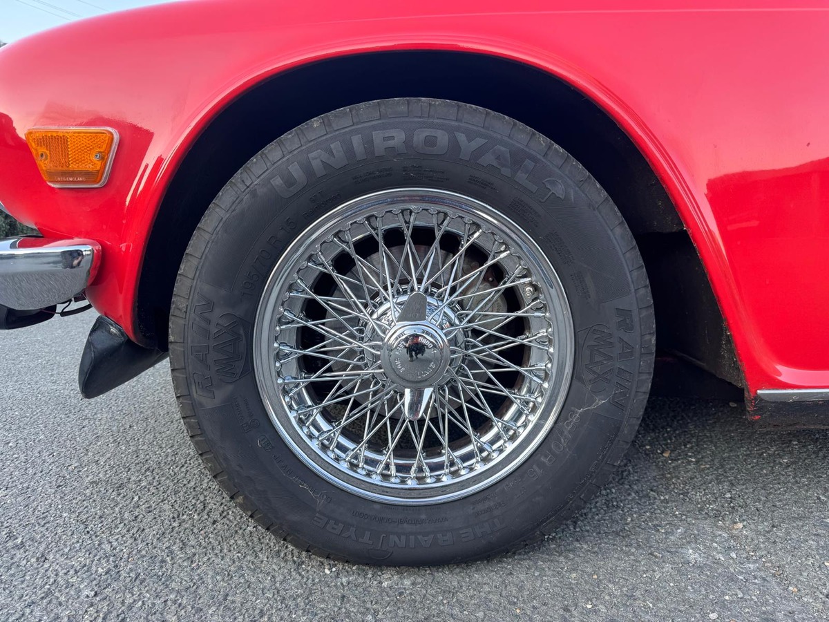 Triumph TR 6 Overdrive cabriolet 1976 - conduite à gauche