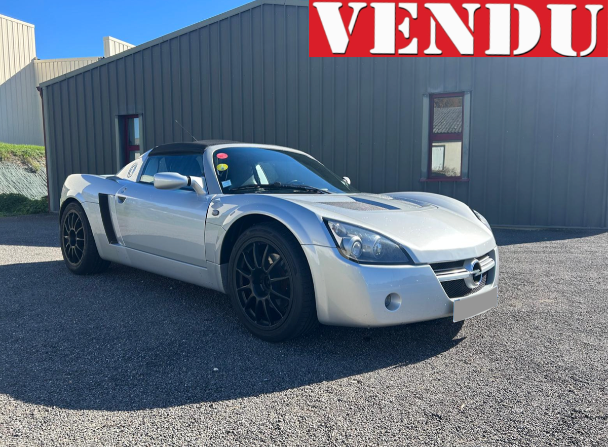 Opel Speedster 2.2 (147 ch)