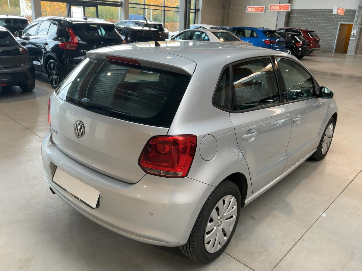 Volkswagen Polo V 1.4 FSi 85 DSG7 Confortline