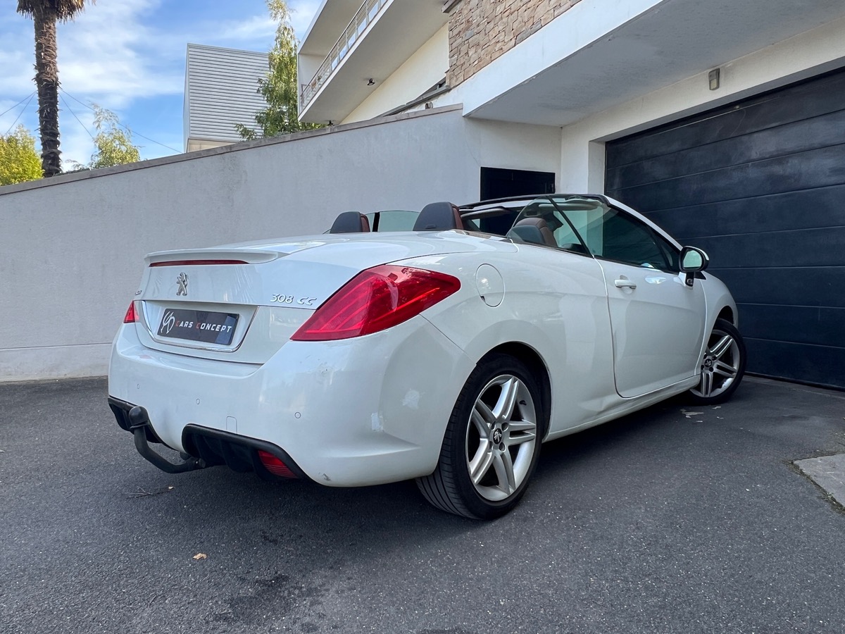 Peugeot 308 CC Feline 2.0 HDI 163 BVA