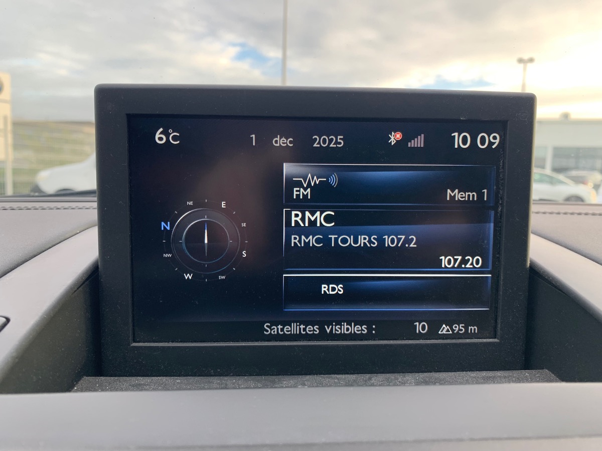 Peugeot RCZ 270 | R | Pack Sport | GPS | Radar avant arriére | Baquet sport mi-cuir Alcantara