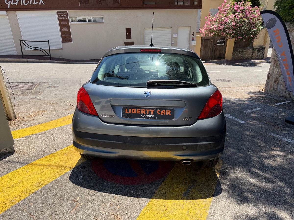 Peugeot 207 1.4 VTI 95 CV / 1er Main / Premium / Km Réel / Clim / Jantes