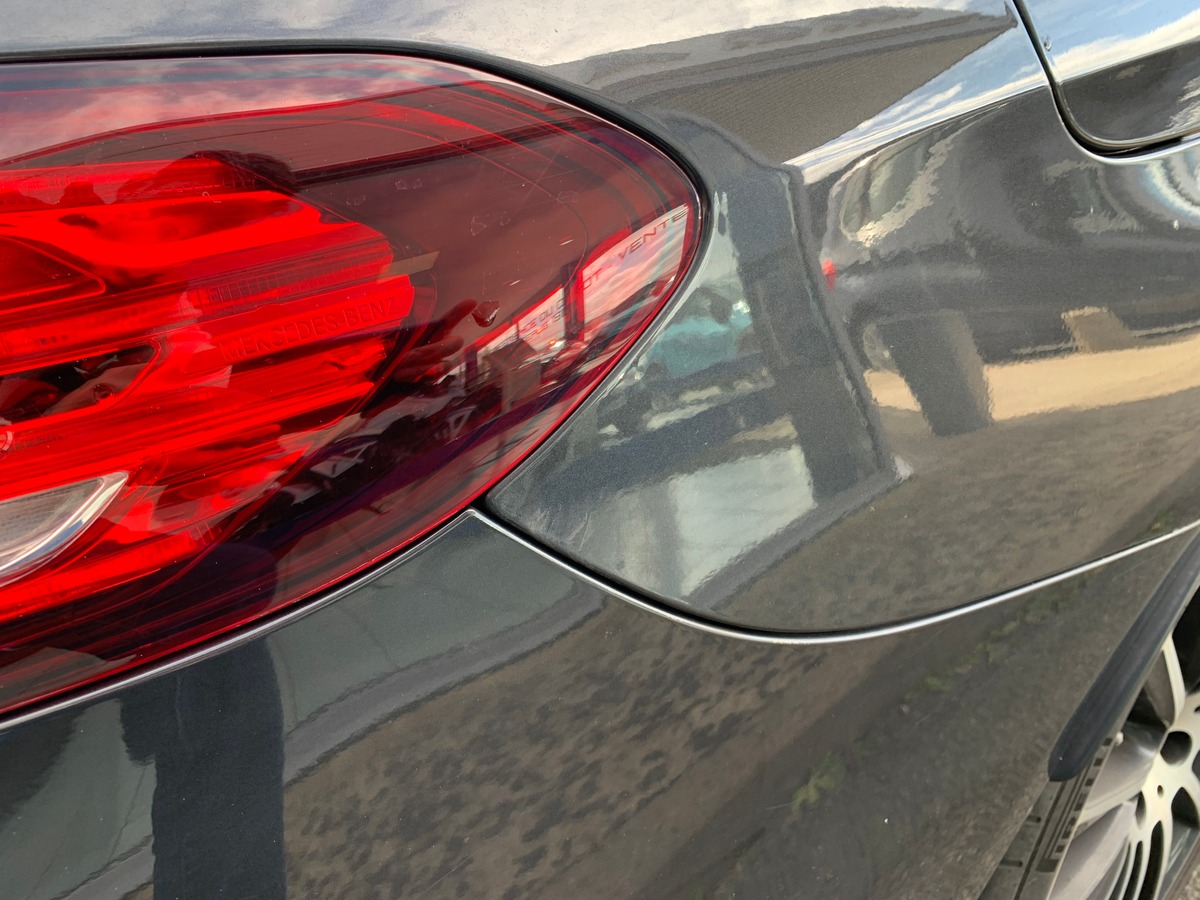 Mercedes-Benz Classe C Cabriolet 194 ch | AMG Line | Siéges électriques chauffants | Caméra de recul