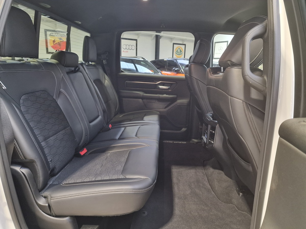 Dodge RAM 1500 5.7 HEMI V8 SPORT 390 59990E TTC G