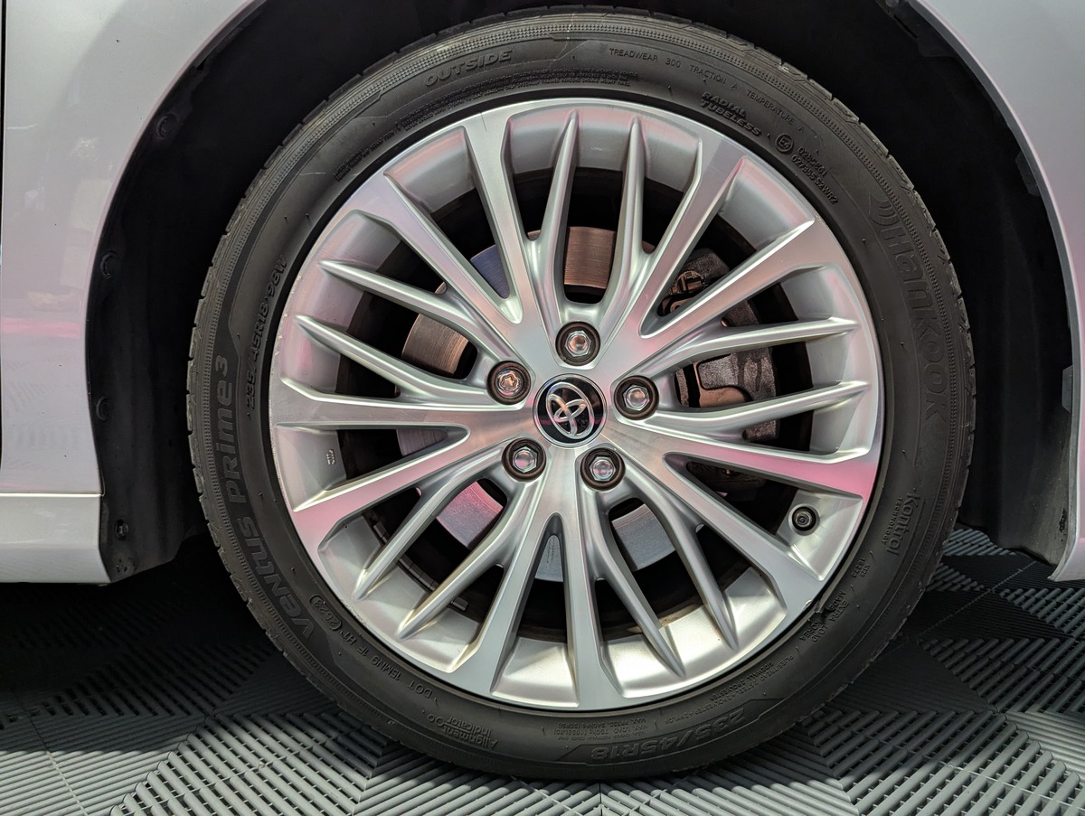 Toyota Camry 2.5 218h Design