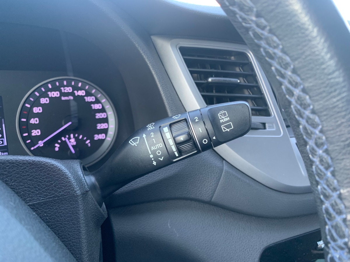 Hyundai Tucson 115 | Intuitive | 1.7 CRDI | 2WD | Régulateur vitesse | GPS | Attelage | Caméra recul