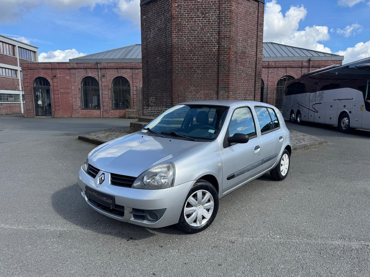 RENAULT Clio II Phase 2 1.2 Campus - 5 portes - Distribution neuve - Garantie