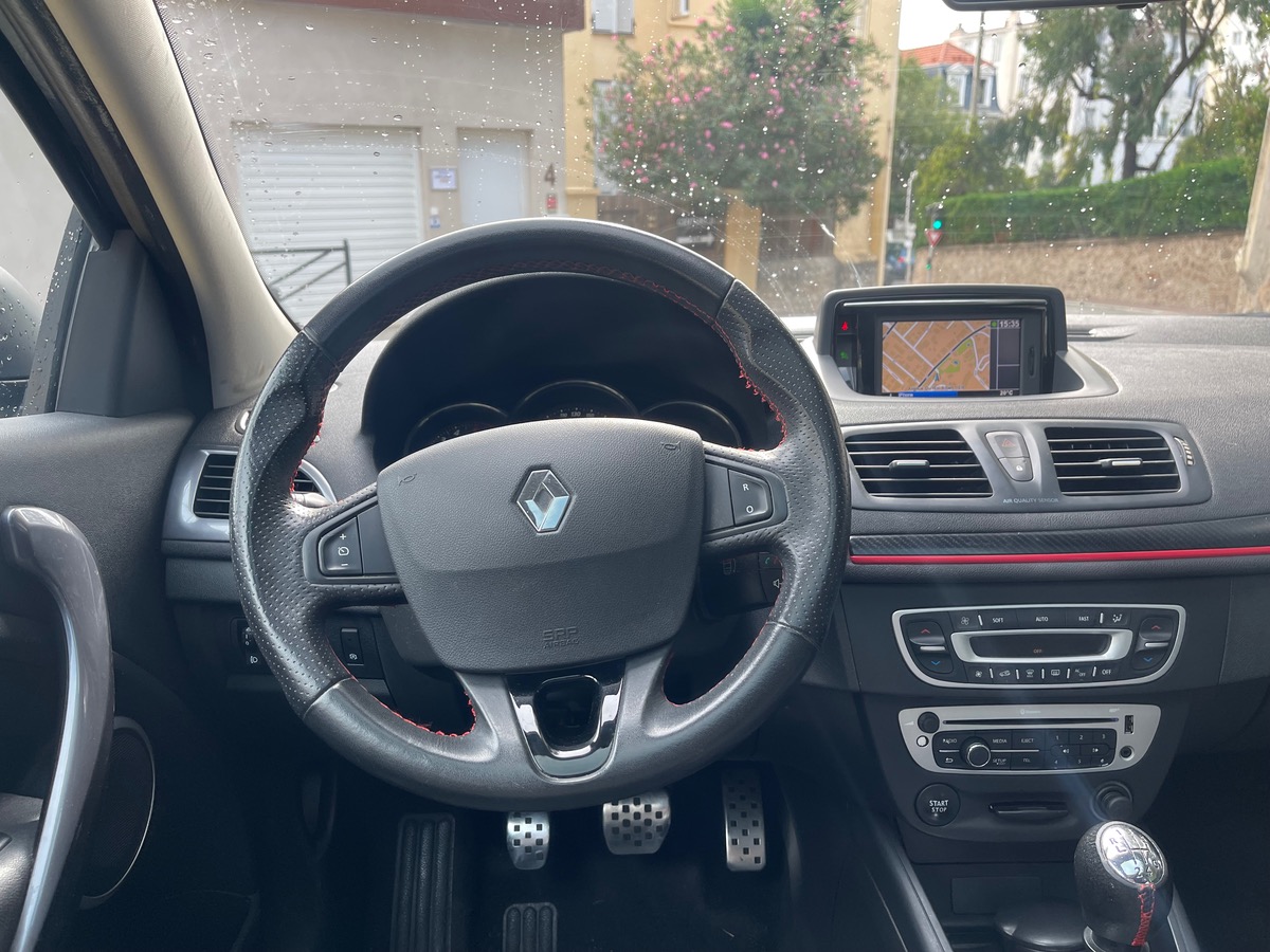 RENAULT Megane 1.6 DCI 130 CV / GT LINE / Toit Panoramique / Moteur à Chaine /
