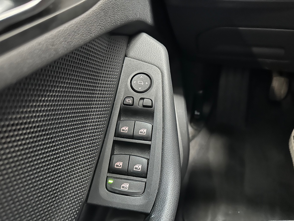 Bmw Série 1 (F40) 116D LOUNGE entretien complet BMW