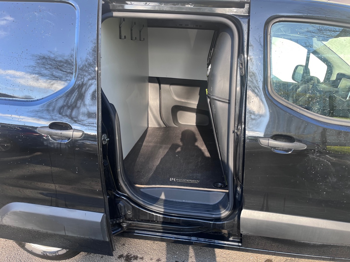 Peugeot Partner PEUGEOT PARTNER  1.5 BlueHDi 100  ch Diesel