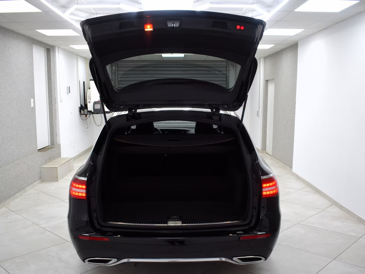 Mercedes-Benz Classe E Break 300 e 211+122ch AMG Line 9G-Tronic Hybride