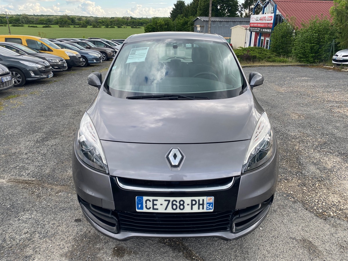 RENAULT Scenic III 1.5 dci 110cv 141090km 1ere main 