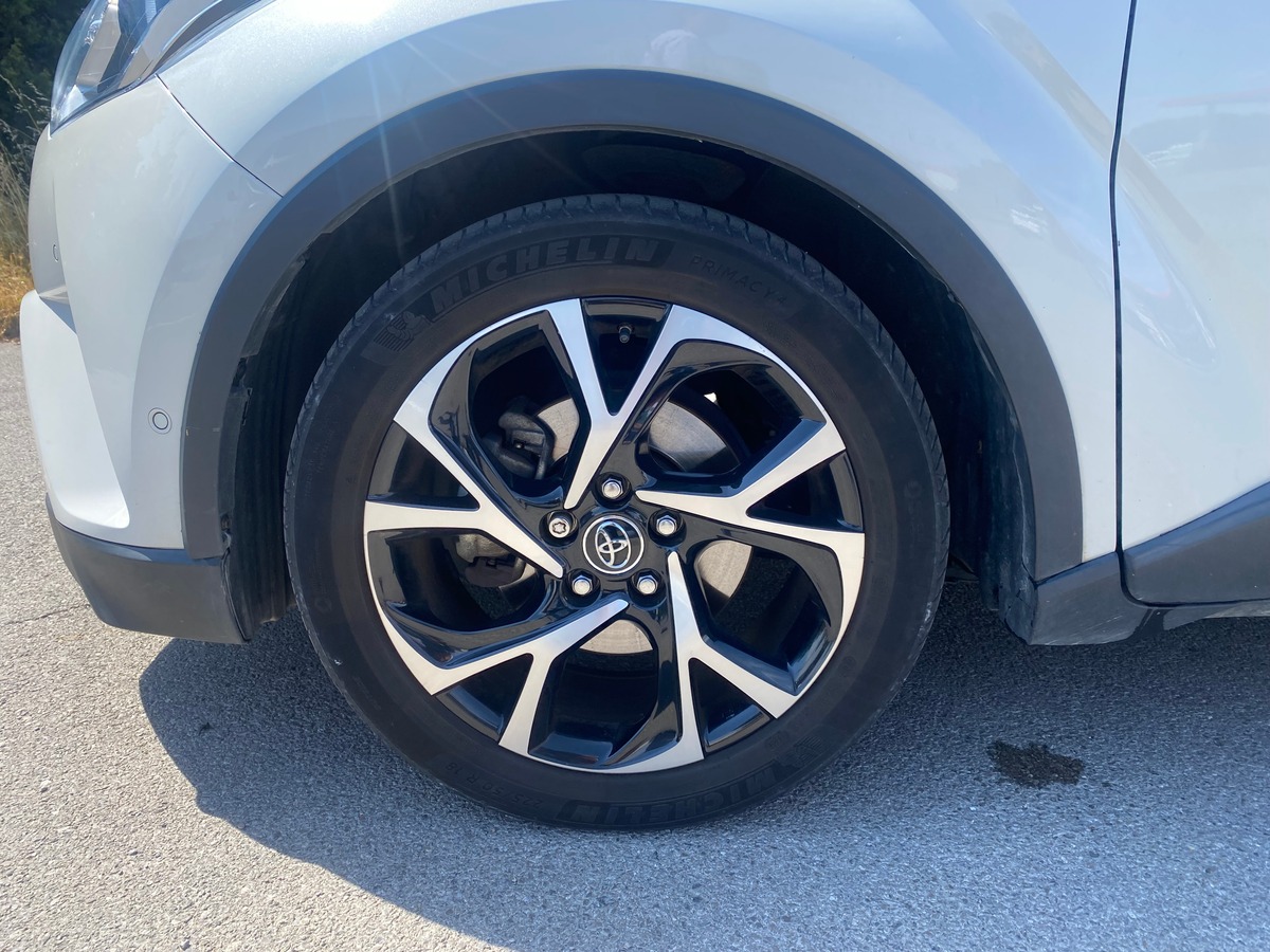 Toyota C-HR hybride