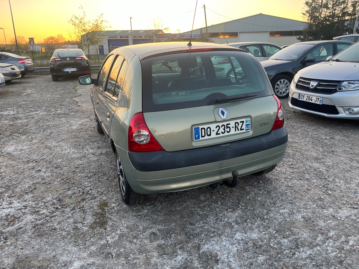 RENAULT Clio 1.2I