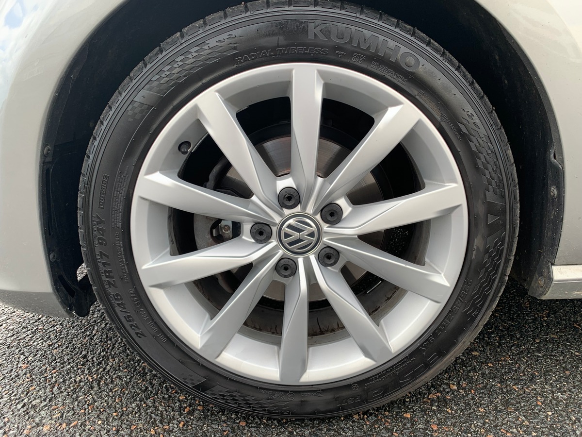 Volkswagen Golf 105 ch | Régulateur vitesse | Radar de stationnement avant arriére | GPS | Bluetooth