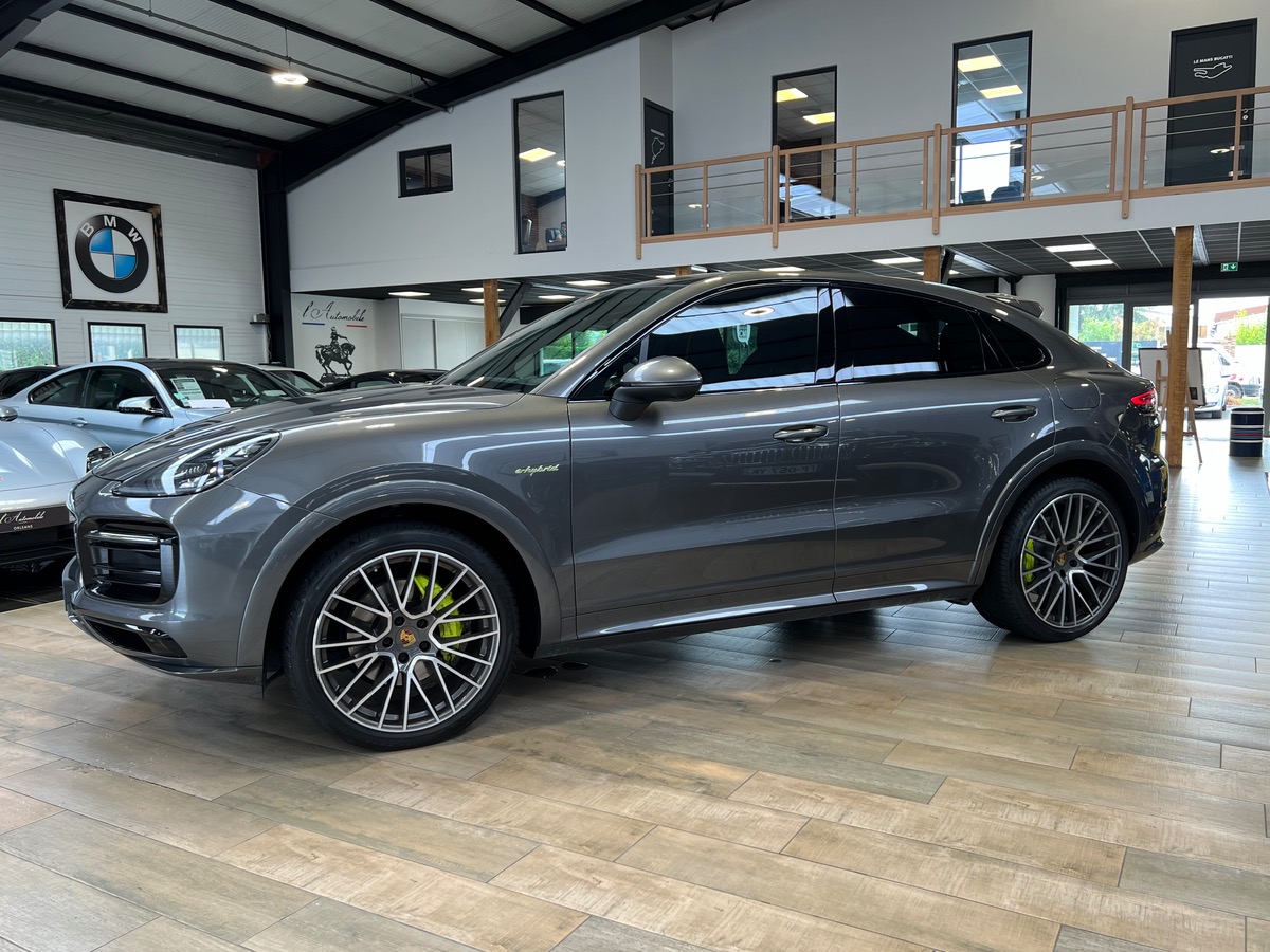 Porsche Cayenne Coupé III 3.0 V6 462 E-Hybrid zz