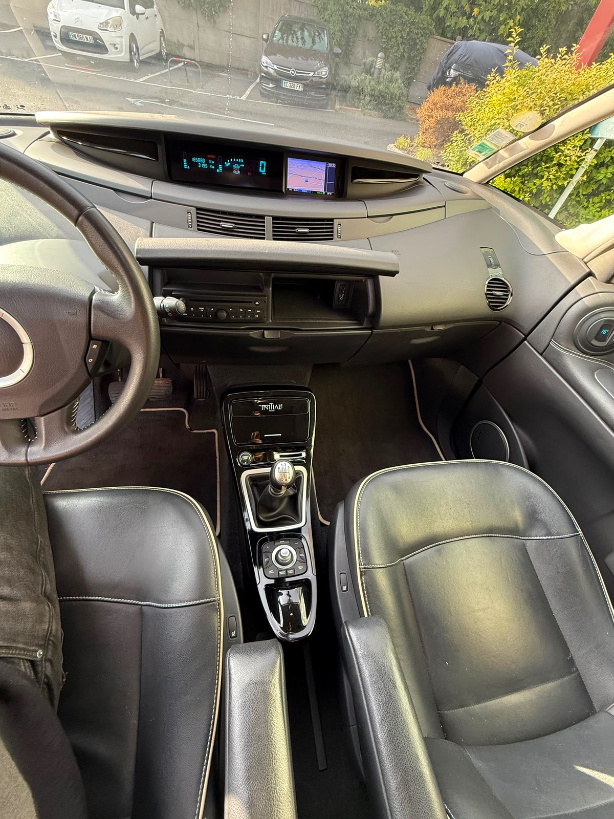 RENAULT Espace IV initiale 2.0 DCI 150 CV 7 place garantie 6 mois