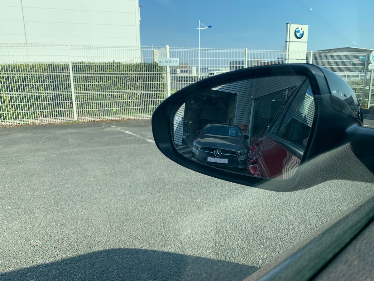 Kia XCeed 141 |Premium | Toit ouvrant | Siéges chauffants climatisés | Caméra recul | Apple car Play