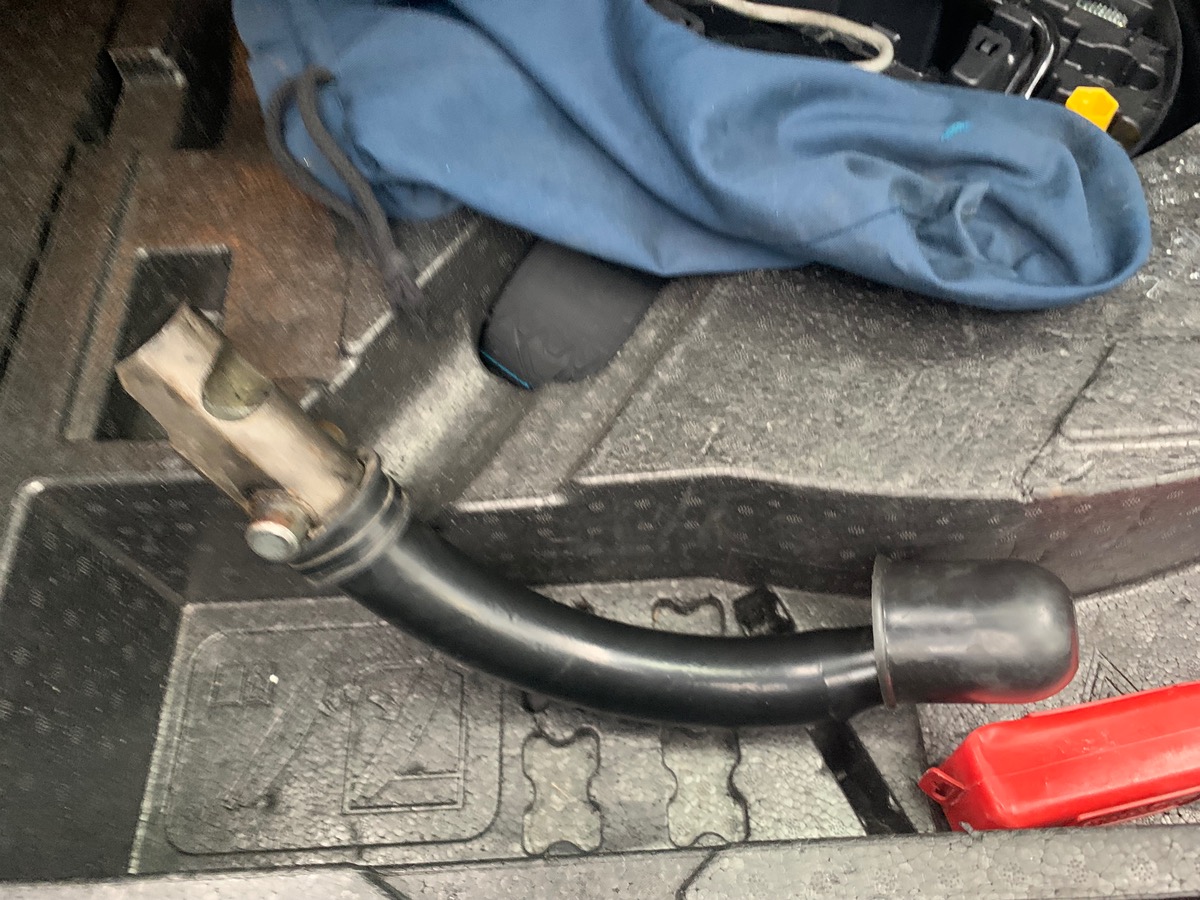 Peugeot 308 SW 130 ch | Allure | Régulateur vitesse | Mirror Screen | Attelage | Radars stationnement