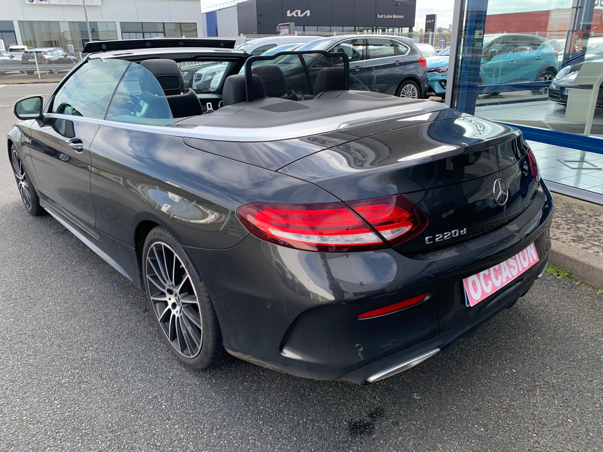 Mercedes-Benz Classe C Cabriolet 194 ch | AMG Line | Siéges électriques chauffants | Caméra de recul