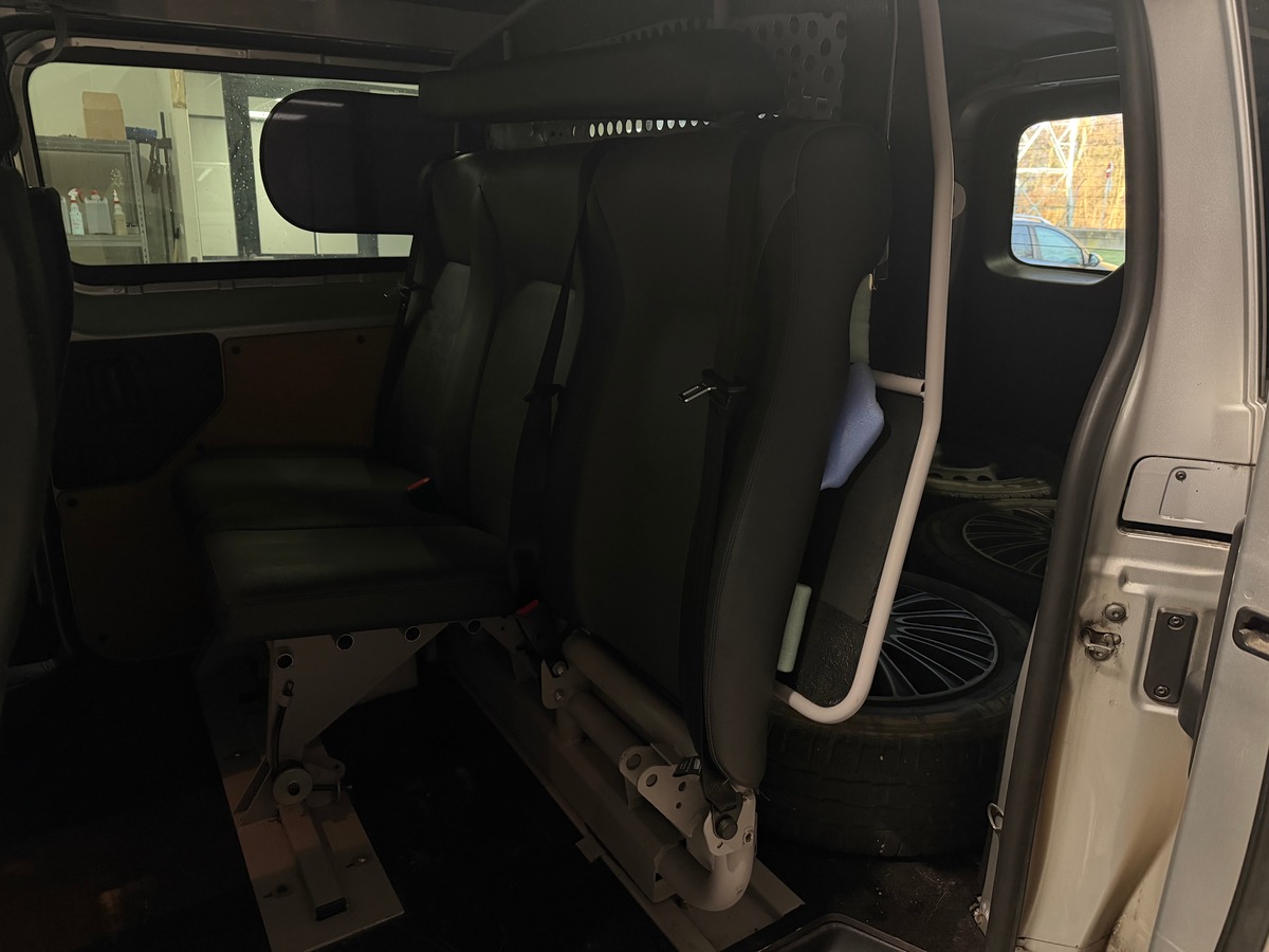 Peugeot Expert LONG 2.0 HDI 180 ch EAT6 PREMIUM PACK TVA RECUPERABLE DOUBLE PORTES COULISSANTESE