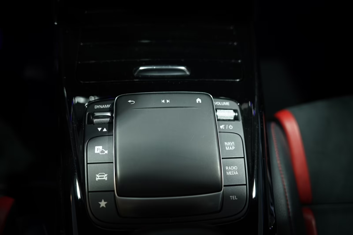 Mercedes-Benz Classe A 45 AMG 421ch S 4Matic+ 8G-DCT Speedshift AMG/Burmester/Caméra