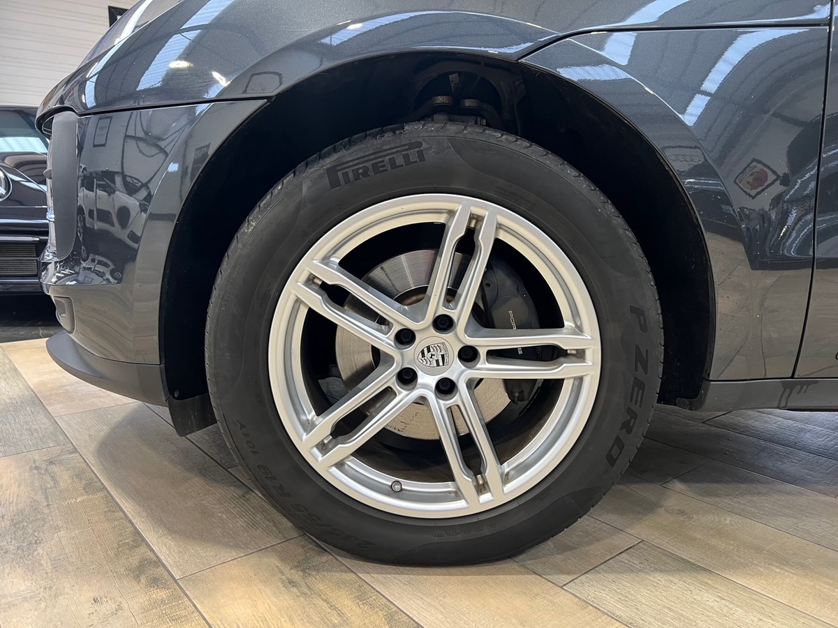 Porsche Macan (2) 2.0 245 PDK7
