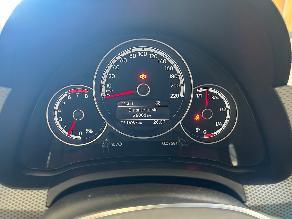Volkswagen Up! 5 portes Phase 2 1.0 i 65 cv - GARANTIE