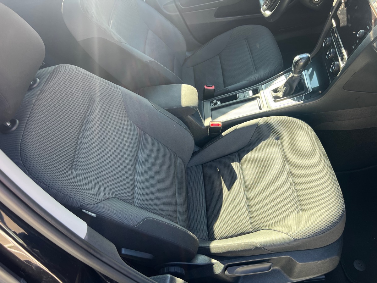 Volkswagen Golf VII Phase 2 1.5 TSI 16V Blue Motion DSG7 130 cv, SUIVI COMPLET VW, SIEGES CHAUFFANT