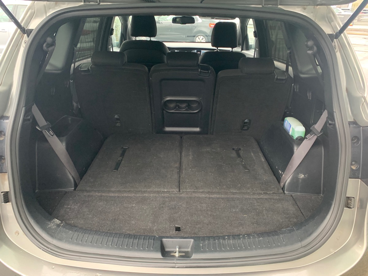 Kia Carens 141 ch | PREMIUM | 7 Places | Phase 2 | Attelage| Toit ouvrant | Caméra de recul | Jantes