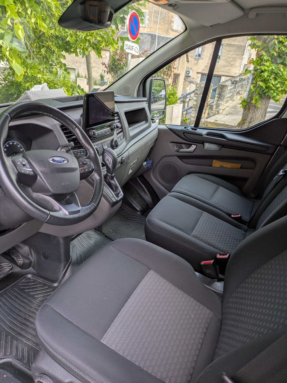 Ford TRANSIT CUSTOM 170 ch | Cabine Approfondie | L2h1 | Trend Business