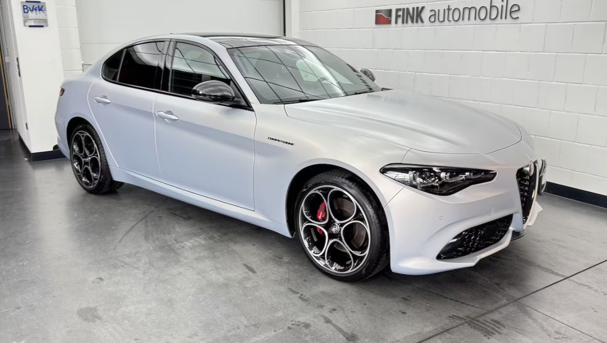 Alfa Romeo Giulia 2.0T 280ch Competizione Q4 AT8/Gris Panarea Mat/Harman-Kardon/Toit ouvrant