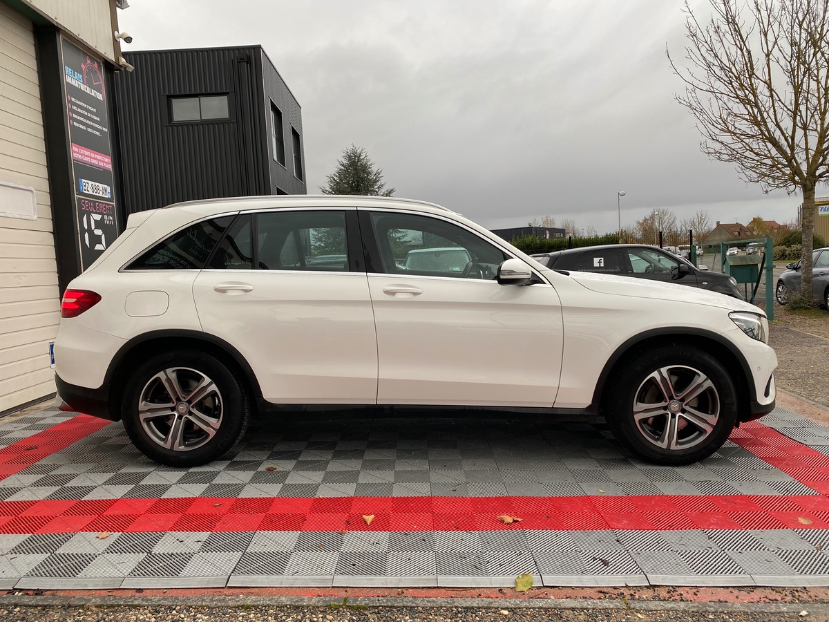 Mercedes-Benz Class GLC 250 EXECUTIVE 4Matic 9G 211CV uu