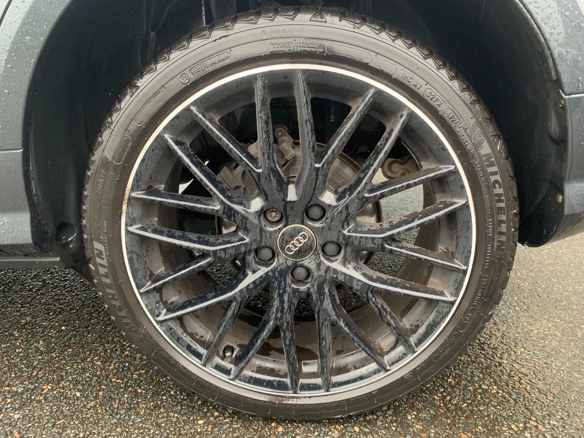 Audi Q2 115 ch | Sport | Toit ouvrant | Régulateur vitesse | Radar | Bluetooth | Coffre électrique