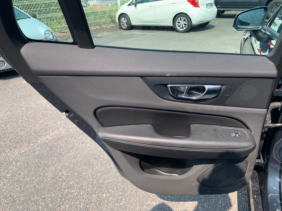 Volvo V60 150 ch | Business Excecutive | Caméra recul | Apple car Play | Cuir | Régulateur vitesse