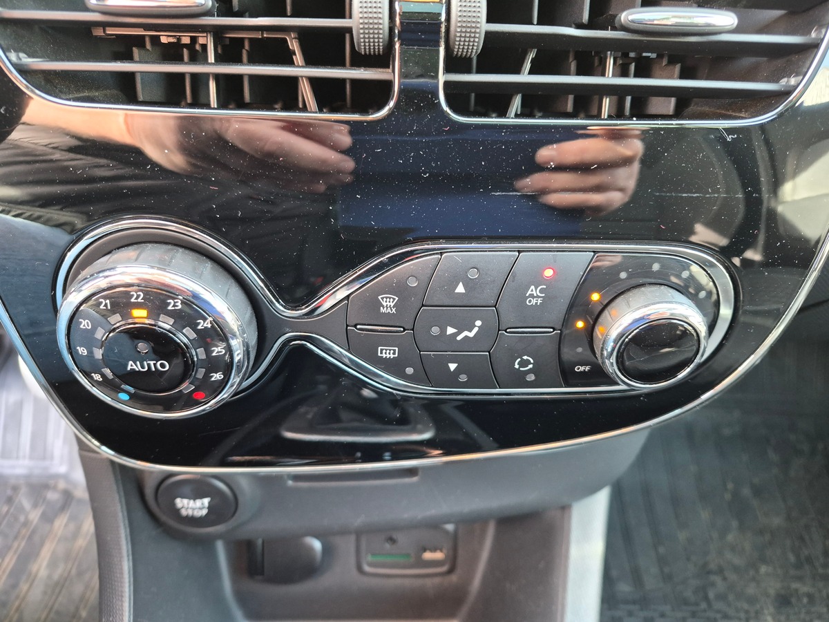 RENAULT Clio IV Estate 120 ch GT EDC