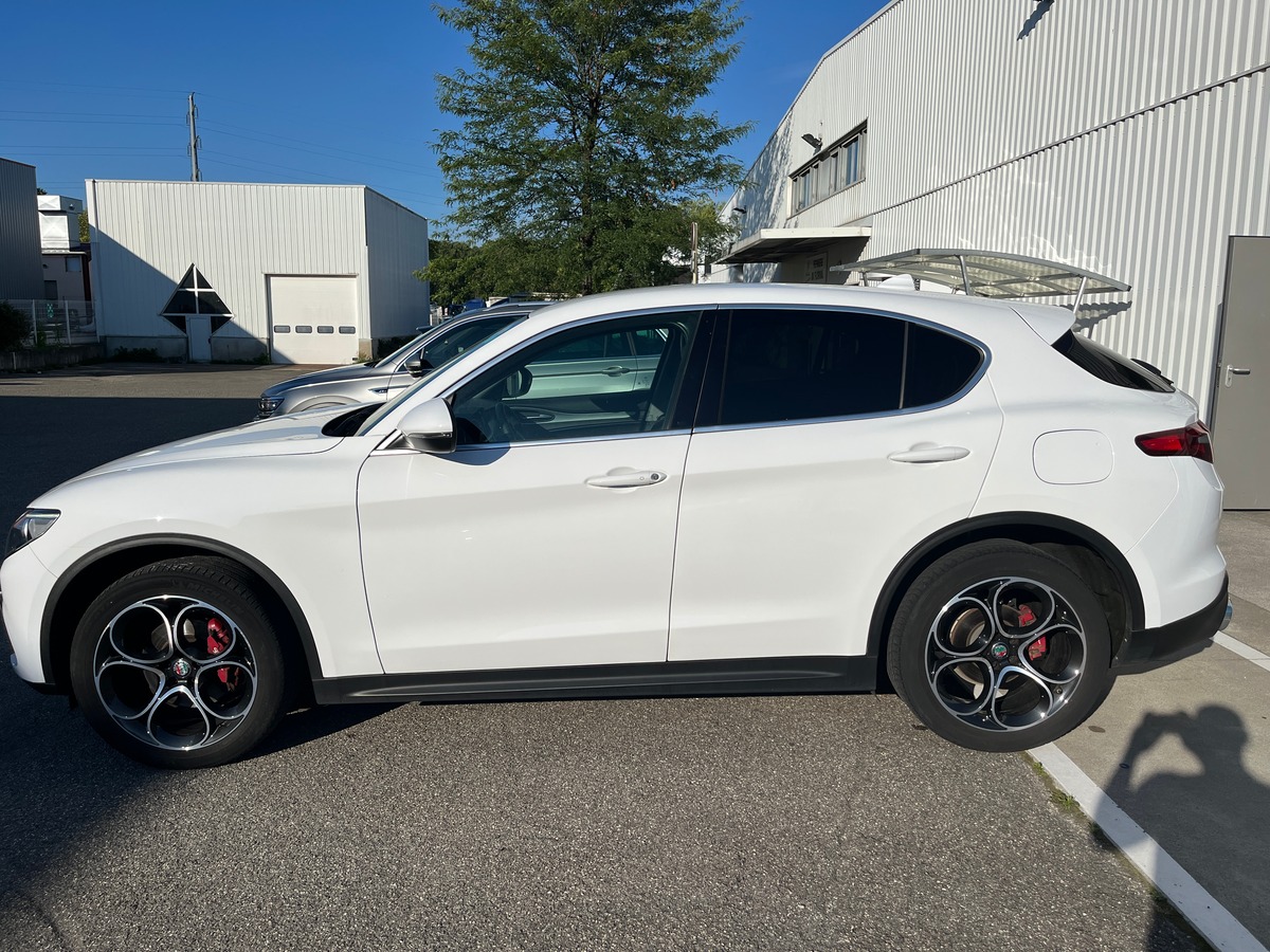 Alfa Romeo Stelvio 2.2 210CH Q4 SPORT EDITION, AT8, HAYON ELEC, CAMERA, MAINTIEN DANS LA VOIE