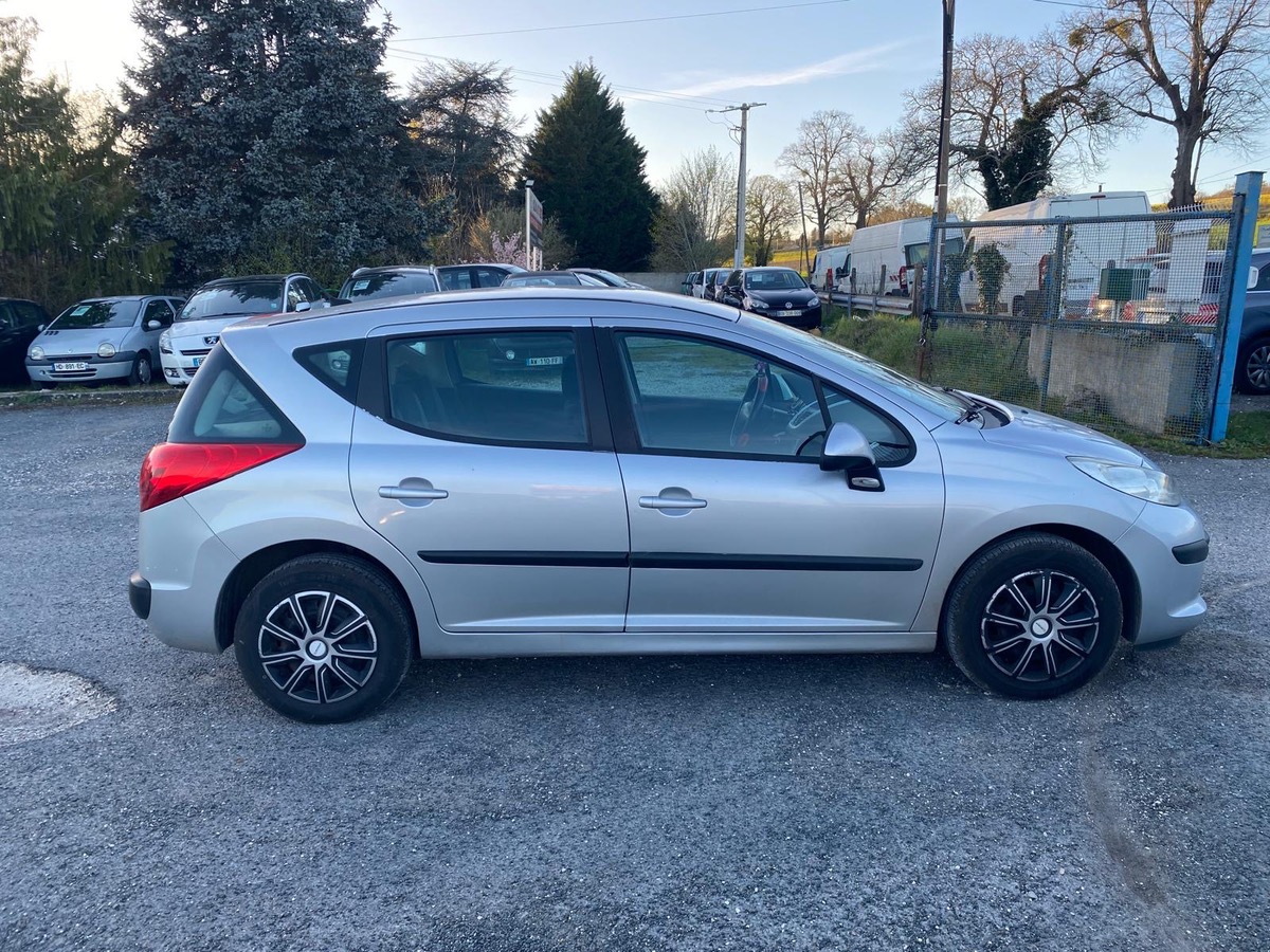Peugeot 207 SW 1.6 hdi 90cv