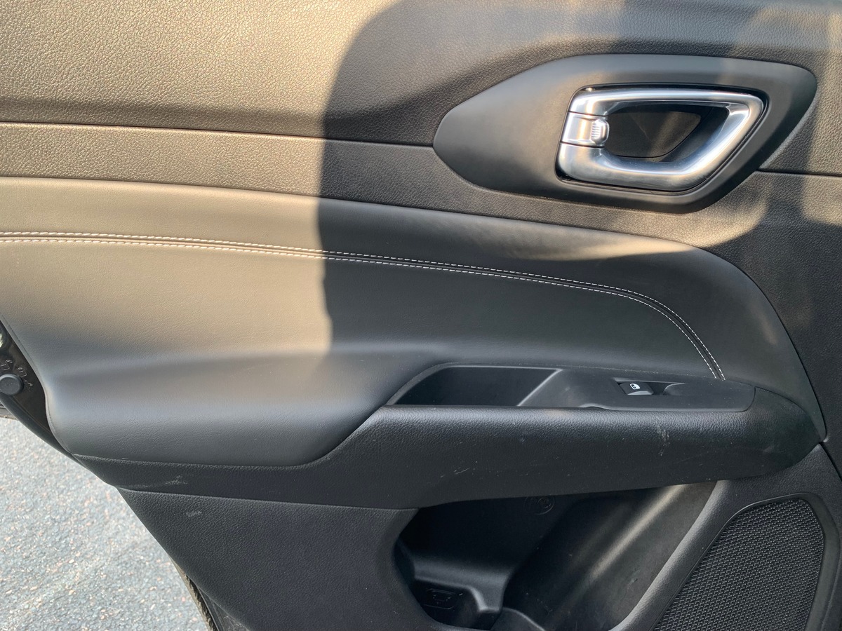 Jeep Compass 130 | (2) 1.6 MJET | Night Eagle | Attelage | GPS | Régulateur vitesse | Apple car Play