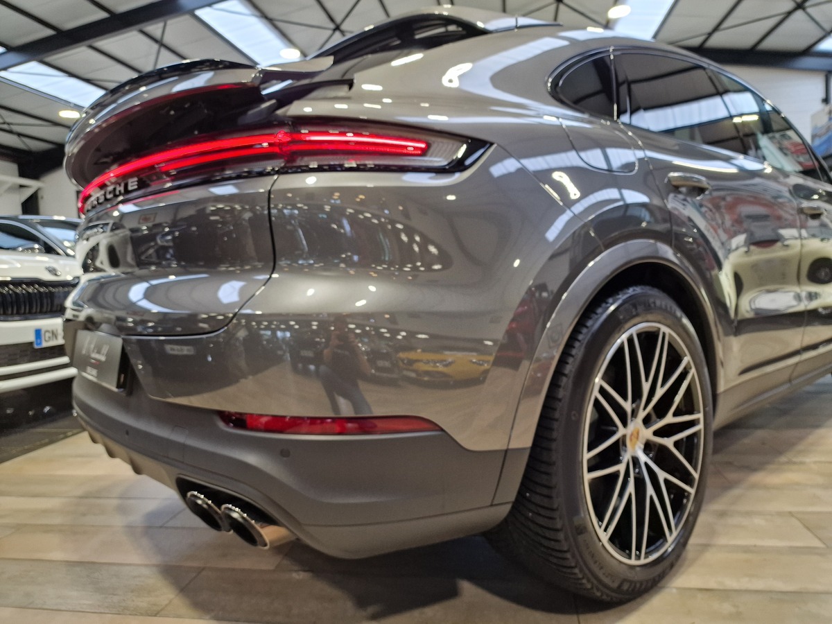 Porsche Cayenne Coupé III (2) 3.0 S E-HYBRID V6 519 FRANCAIS CP ORLEANS D
