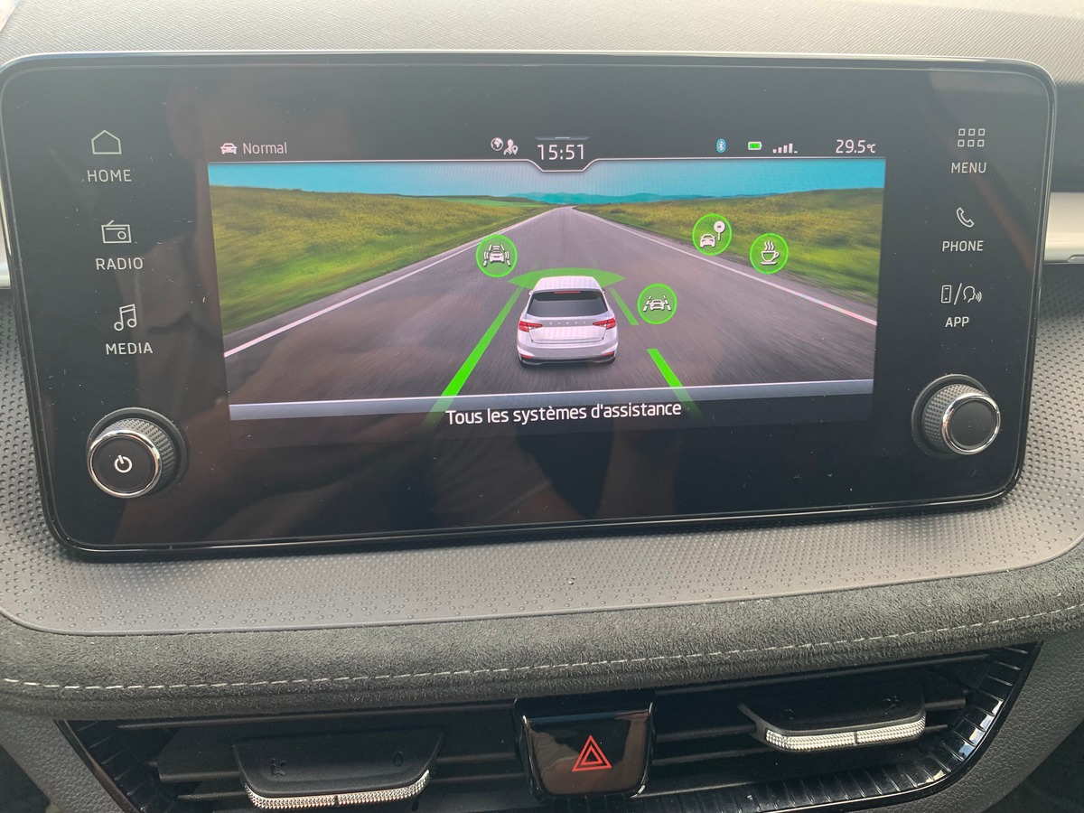 Skoda Fabia 116 chevaux | Monte carlo | Caméra de recul | GPS | Régulateur de vitesse | Roue secours
