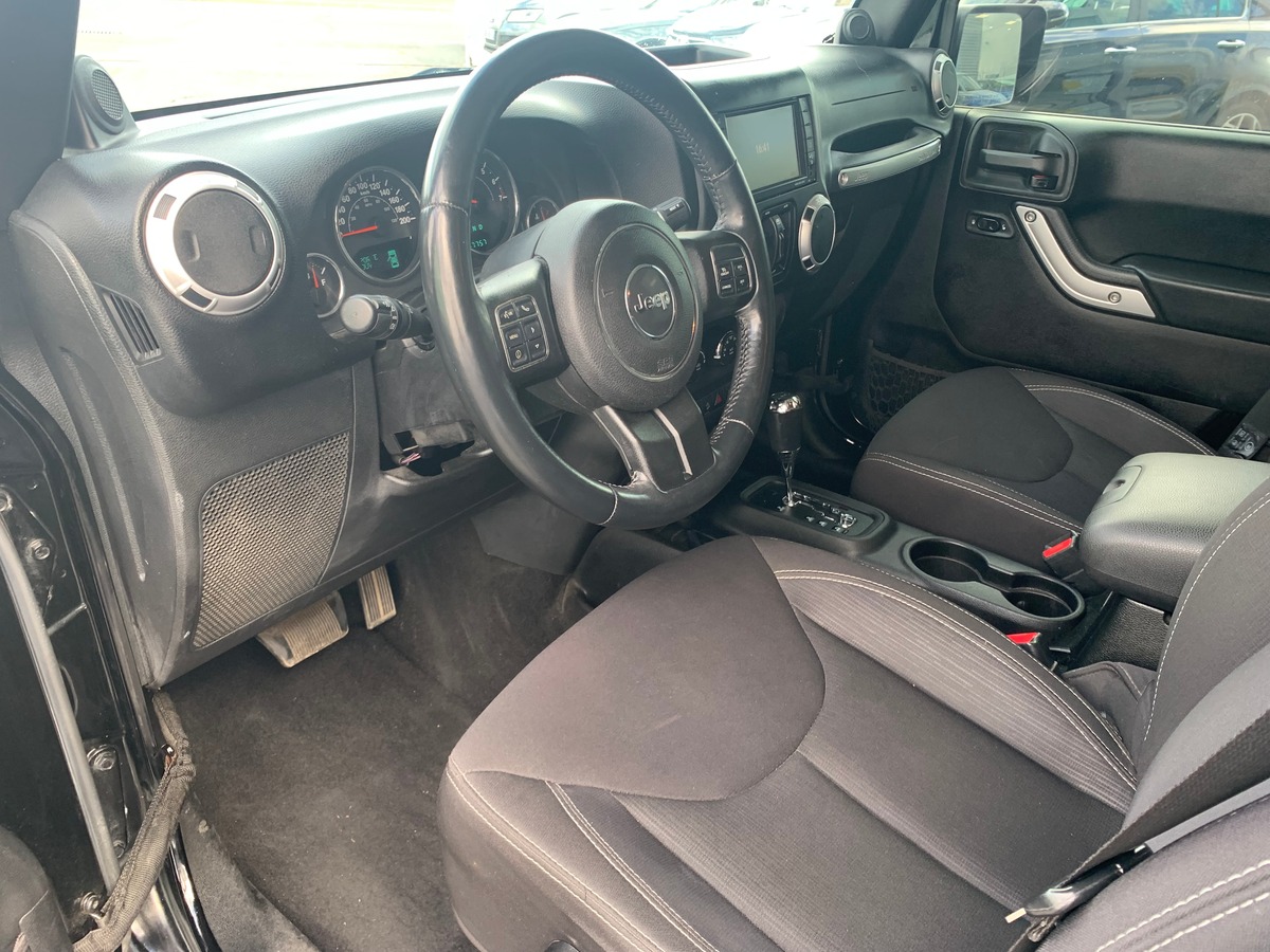 Jeep Wrangler Unlimited 284 ch | Equipé Ethanol | 5 Places | Climatisation | Radar | Climatisation