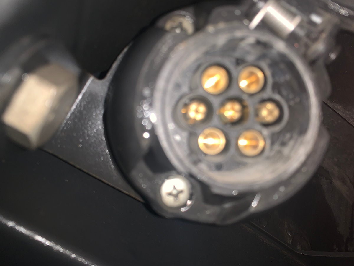 Volkswagen Touran 115 | Connect | 7 Places | Caméra recul | GPS | Bluetooth | Régulateur vitesse